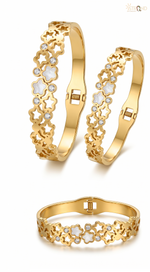 Gold Floral Link Bracelet