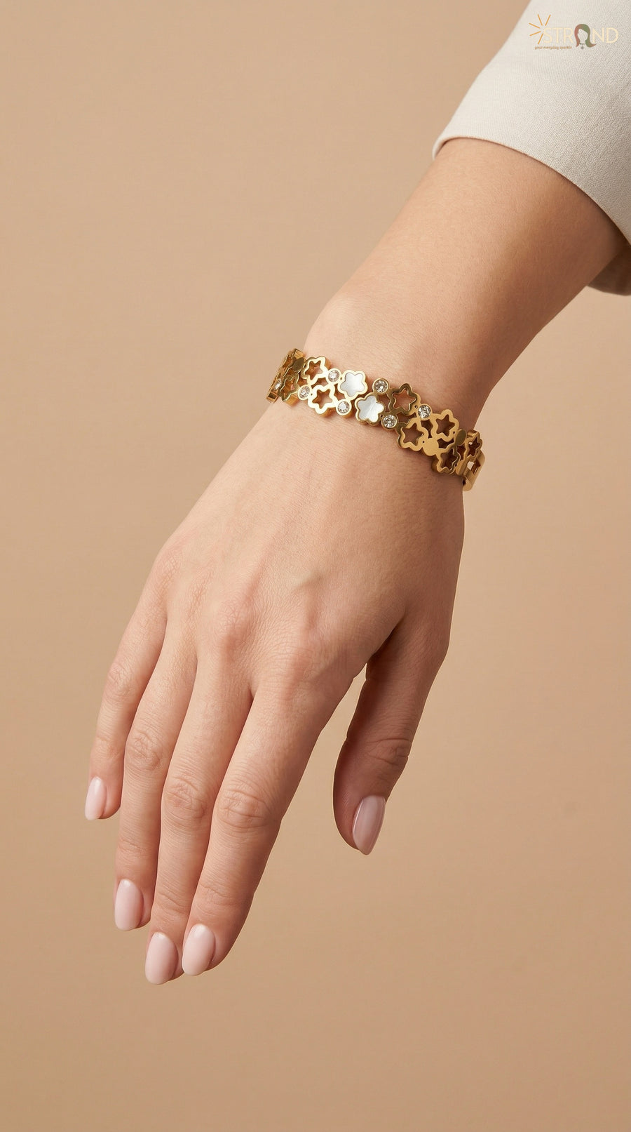Gold Floral Link Bracelet