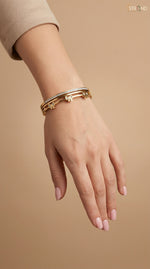 Gold Bow Motif Bangle Set