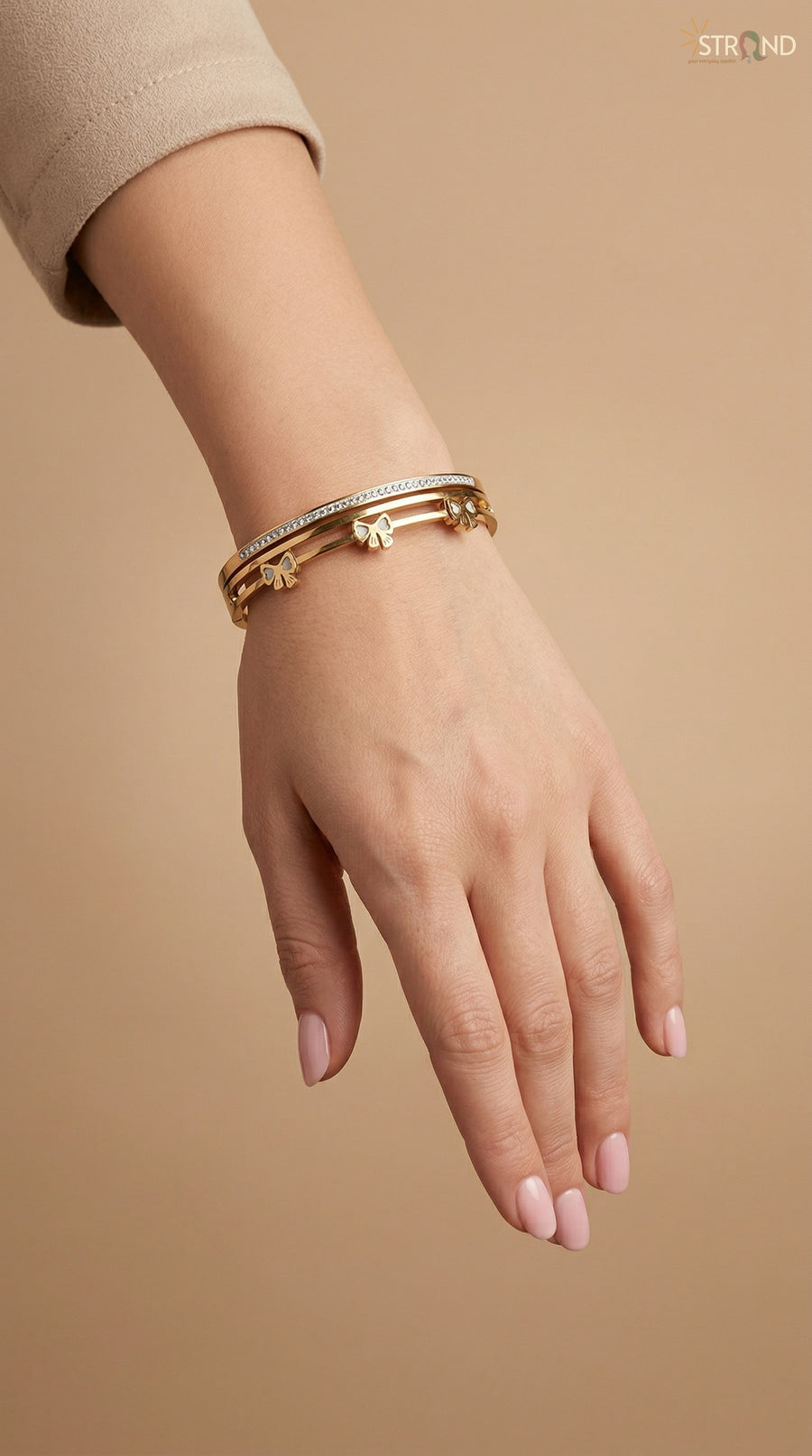 Gold Bow Motif Bangle Set