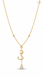 Elegant Gold Pendant Necklace with Drop