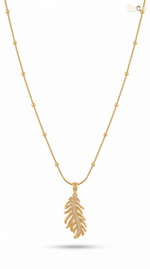 Elegant Gold Leaf Pendant Necklace