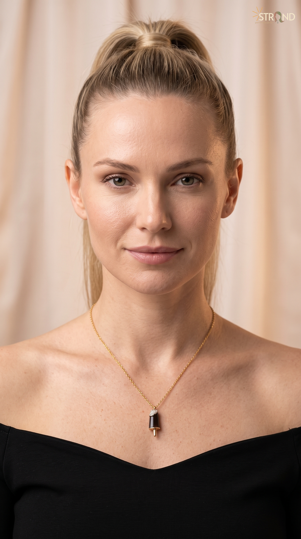 Elegant Gold-Tone Pendant Necklace