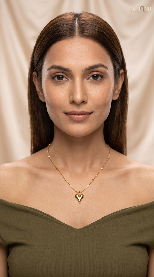 Elegant Heart Pendant Necklace