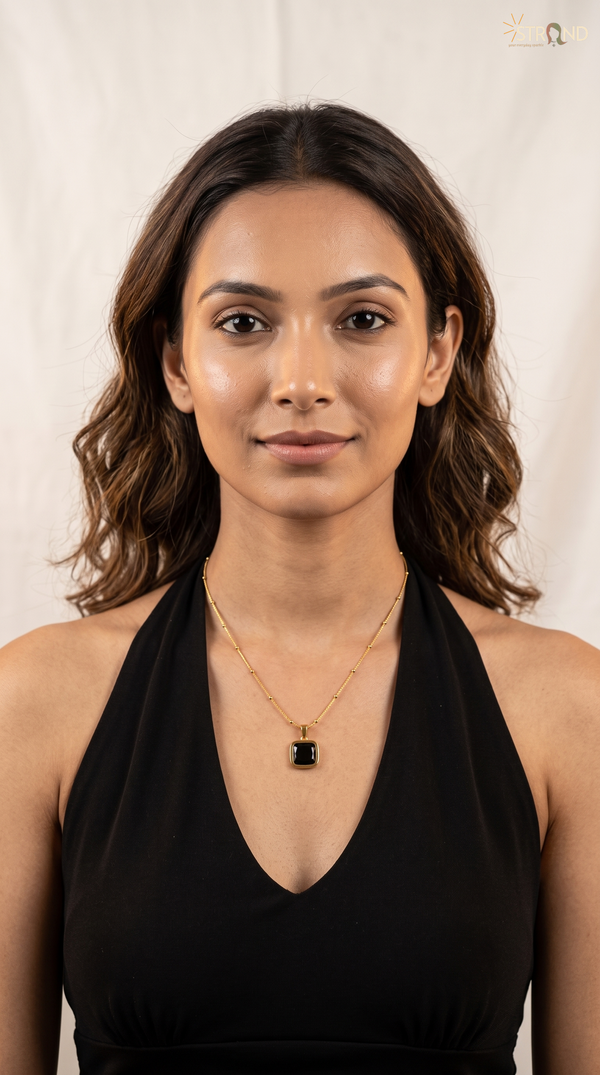 Elegant Black Stone Pendant Necklace