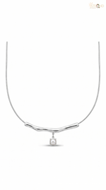 Elegant Pearl Pendant Necklace