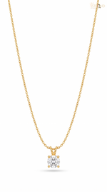 Elegant Gold Pendant Necklace