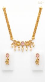 Elegant Gold Pearl Necklace Set