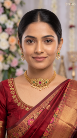 Gold-Toned Choker with Pearl Drops