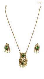 Elegant Green Stone Necklace Set