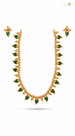 Elegant Gold and Green Pendant Set